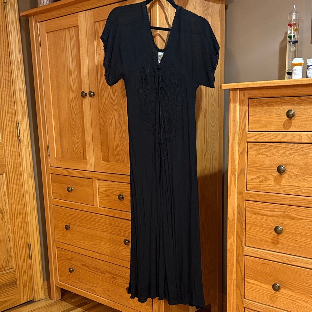 India Boutique Elegant Black Maxi Dress